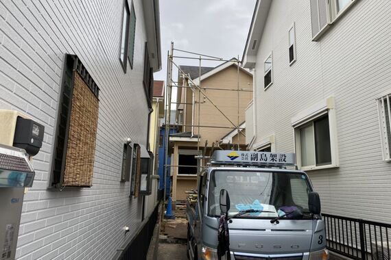 足場