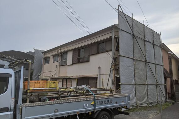 足場