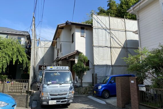 足場