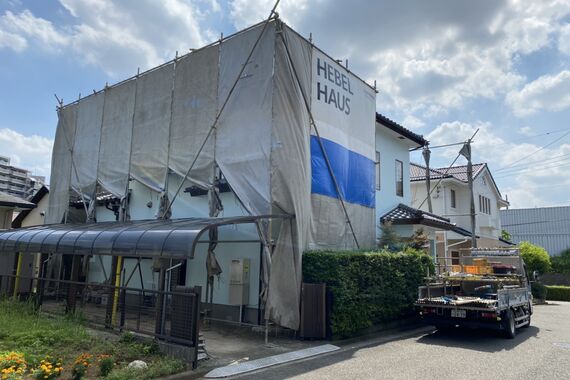 足場