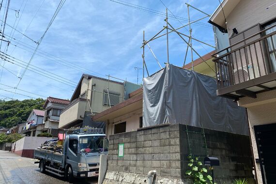 足場