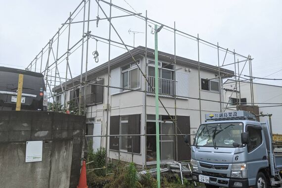 足場