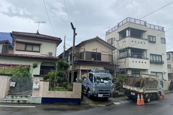 足場