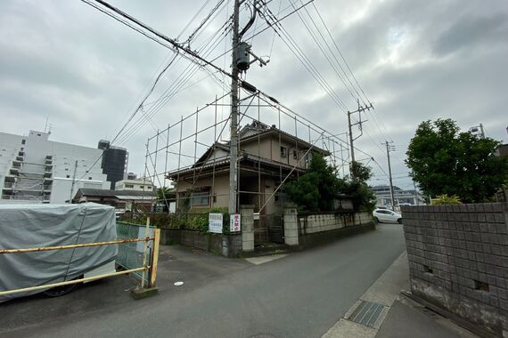 足場