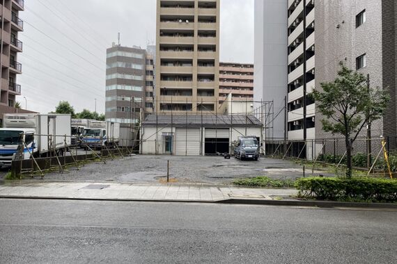 足場