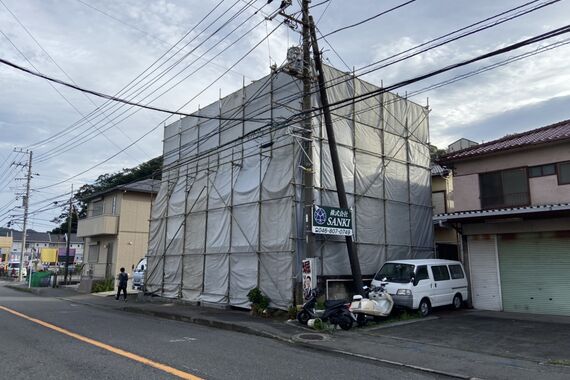 足場
