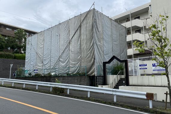 足場