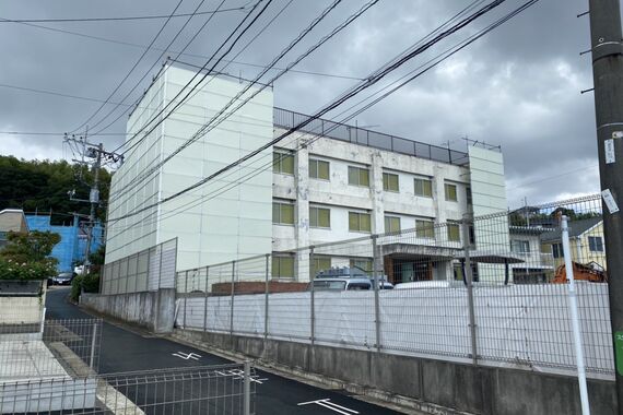 足場