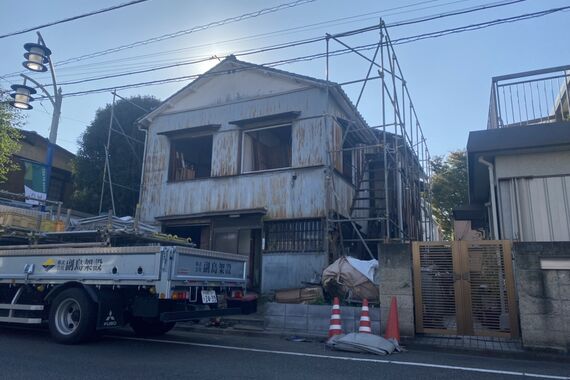 足場