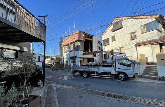 神奈川県・横浜市内で活動中！解体足場の(株)副島架設です